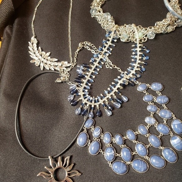 Costume Jewelry Bundle - Picture 2 of 8